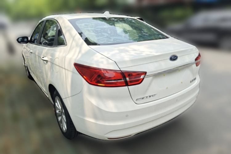 Used Ford Escort 2015 1.5L Automatic Fashion Model Rear Left 45 Deg