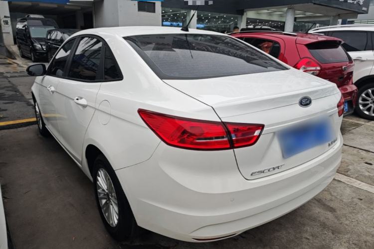 Used Ford Escort 2015 1.5L Automatic Comfort Edition Rear Left 45 Deg