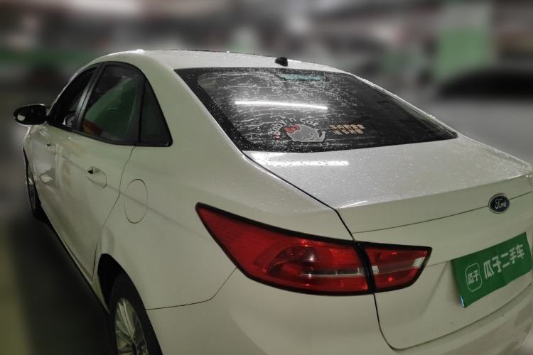 Used Ford Escort 2015 1.5L Automatic Comfort Edition Rear Left 45 Deg