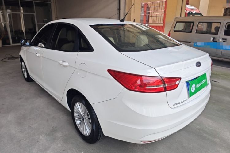 Used Ford Escort 2015 1.5L Automatic Comfort Edition Rear Left 45 Deg