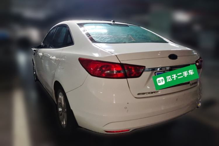 Used Ford Escort 2015 1.5L Automatic Fashion Model Rear Left 45 Deg