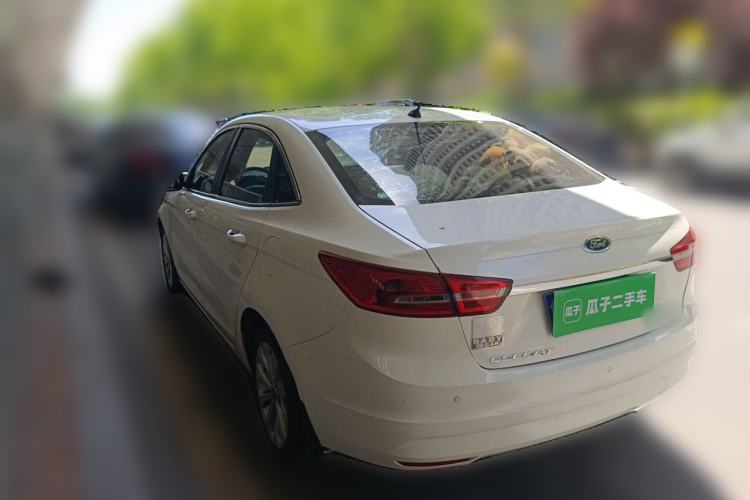 Used Ford Escort 2015 1.5L Automatic Fashion Model Rear Left 45 Deg