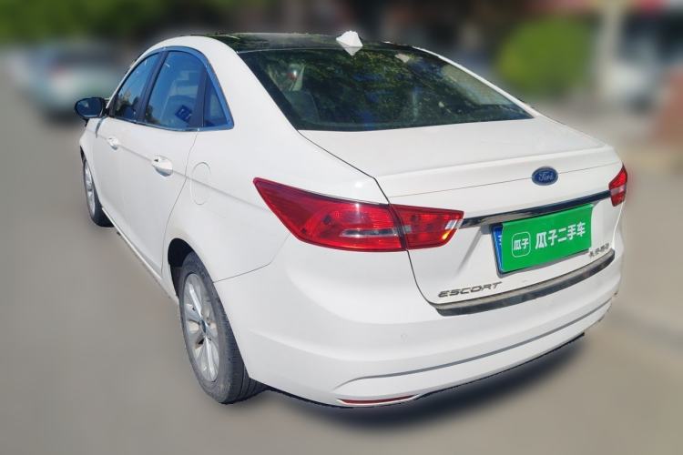 Used Ford Escort 2015 1.5L Manual Fashion Edition Rear Left 45 Deg