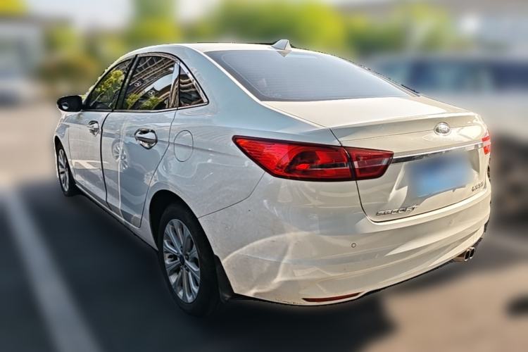 Used Ford Escort 2015 1.5L Automatic Fashion Model Rear Left 45 Deg