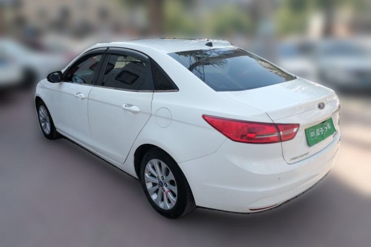 Used Ford Escort 2015 1.5L Manual Fashion Edition Rear Left 45 Deg
