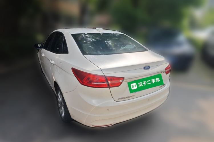 Used Ford Escort 2015 1.5L Manual Fashion Edition Rear Left 45 Deg