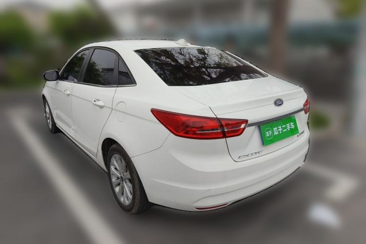 Used Ford Escort 2015 1.5L Automatic Fashion Model Rear Left 45 Deg