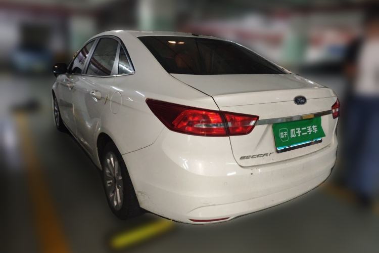 Used Ford Escort 2015 1.5L Automatic Fashion Model Rear Left 45 Deg