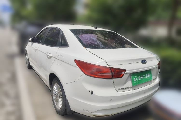 Used Ford Escort 2015 1.5L Automatic Comfort Edition Rear Left 45 Deg