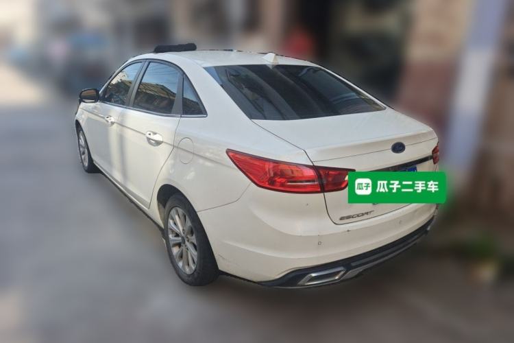 Used Ford Escort 2015 1.5L Automatic Fashion Model Rear Left 45 Deg