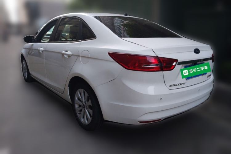 Used Ford Escort 2015 1.5L Automatic Fashion Model Rear Left 45 Deg