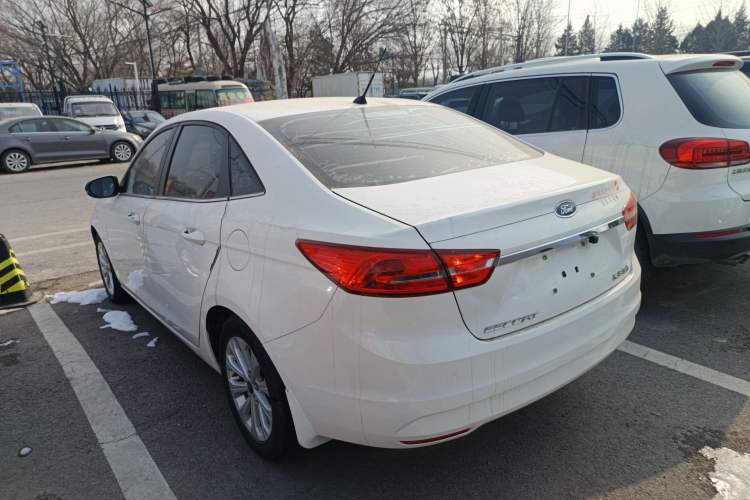 Used Ford Escort 2015 1.5L Automatic Fashion Model Rear Left 45 Deg