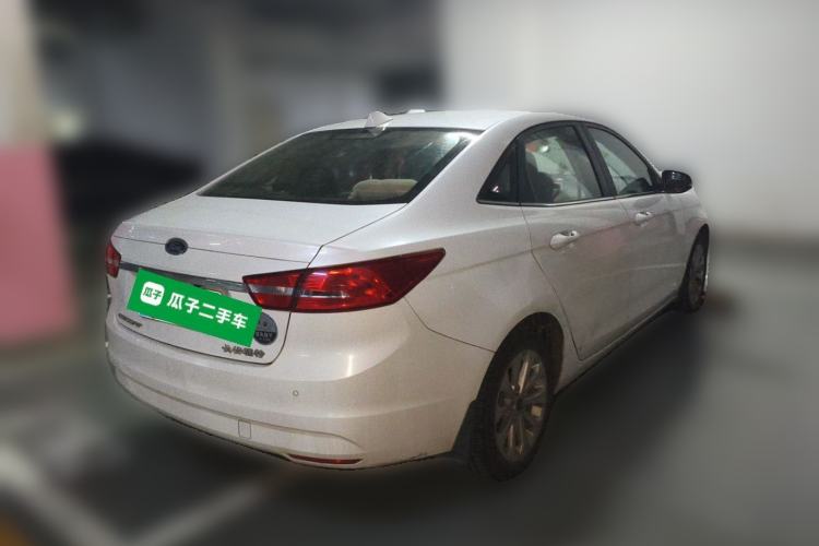 Used Ford Escort 2015 1.5L Automatic Fashion Model Rear Right 45 Deg
