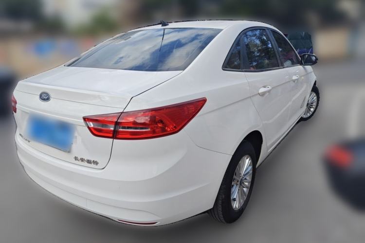 Used Ford Escort 2015 1.5L Automatic Comfort Edition Rear Right 45 Deg