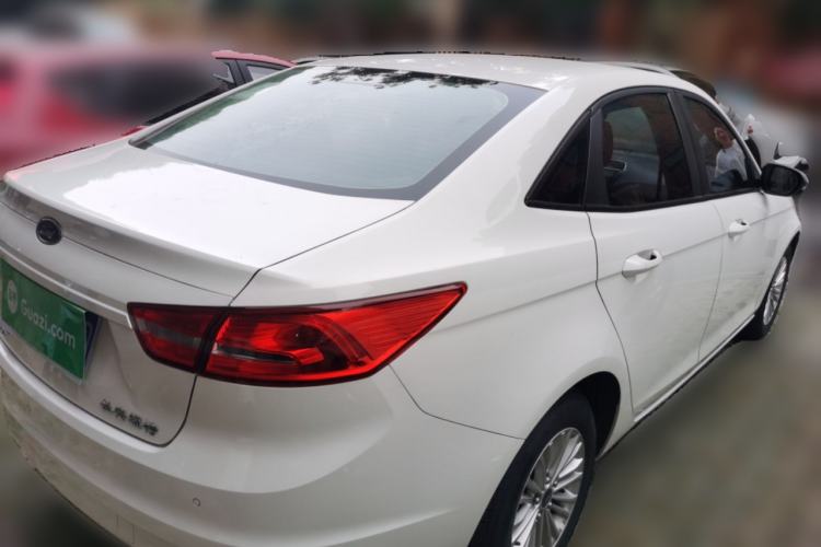 Used Ford Escort 2015 1.5L Automatic Comfort Edition Rear Right 45 Deg