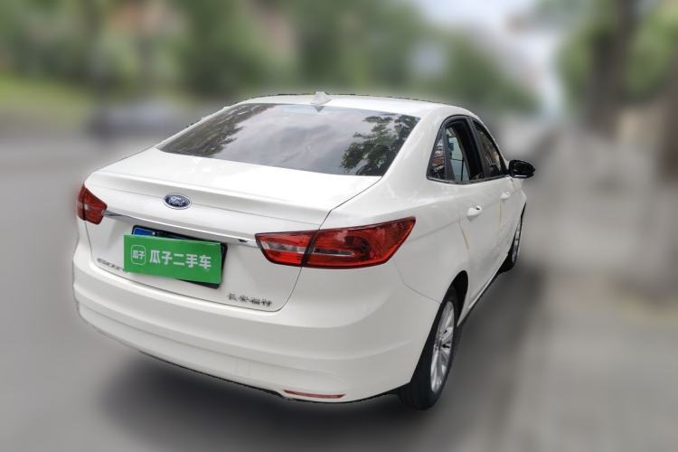 Used Ford Escort 2015 1.5L Automatic Fashion Model Rear Right 45 Deg