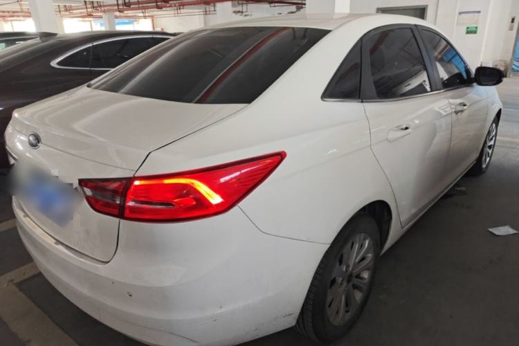 Used Ford Escort 2015 1.5L Automatic Fashion Model Rear Right 45 Deg