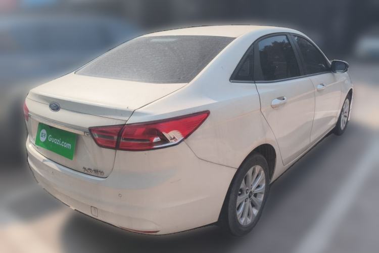 Used Ford Escort 2015 1.5L Automatic Fashion Model Rear Right 45 Deg