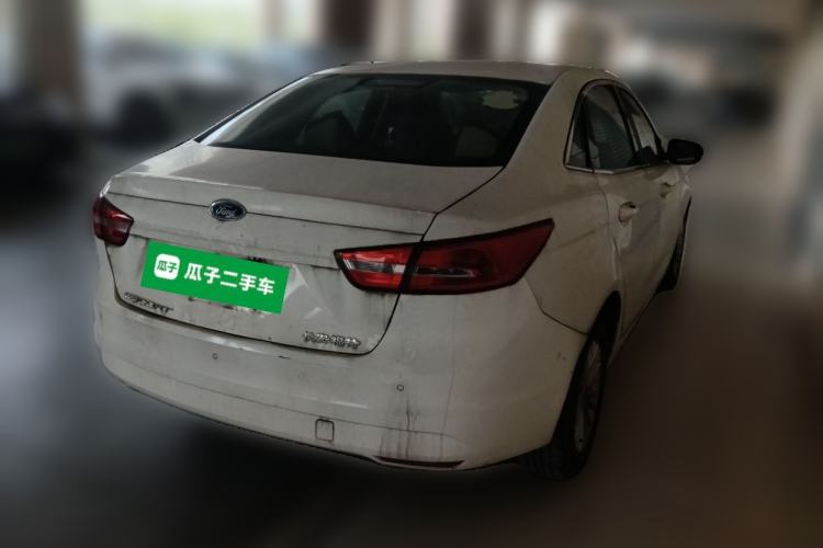 Used Ford Escort 2015 1.5L Manual Comfort Model Rear Right 45 Deg
