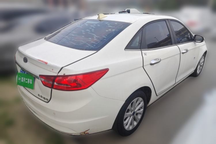 Used Ford Escort 2015 1.5L Automatic Fashion Model Rear Right 45 Deg