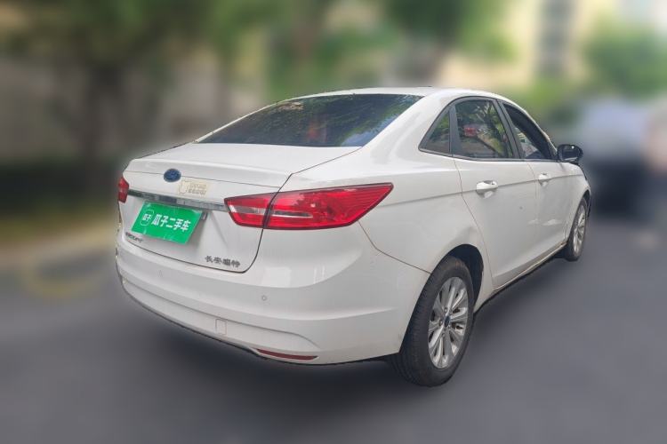 Used Ford Escort 2015 1.5L Automatic Fashion Model Rear Right 45 Deg