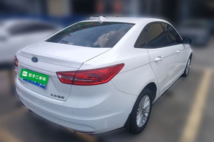 Used Ford Escort 2015 1.5L Automatic Comfort Edition Rear Right 45 Deg