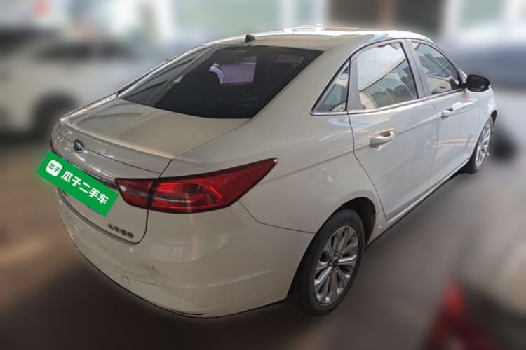 Used Ford Escort 2015 1.5L Automatic Fashion Model Rear Right 45 Deg