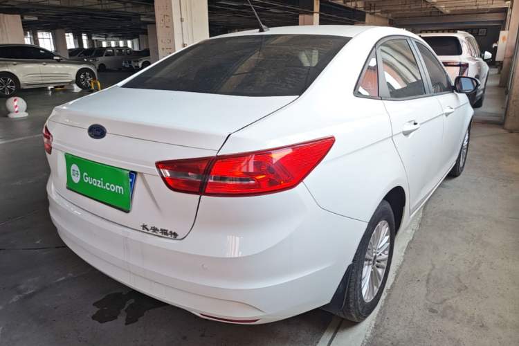 Used Ford Escort 2015 1.5L Manual Comfort Model Rear Right 45 Deg