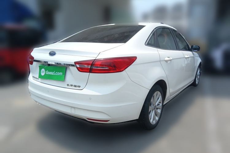 Used Ford Escort 2015 1.5L Manual Fashion Edition Rear Right 45 Deg