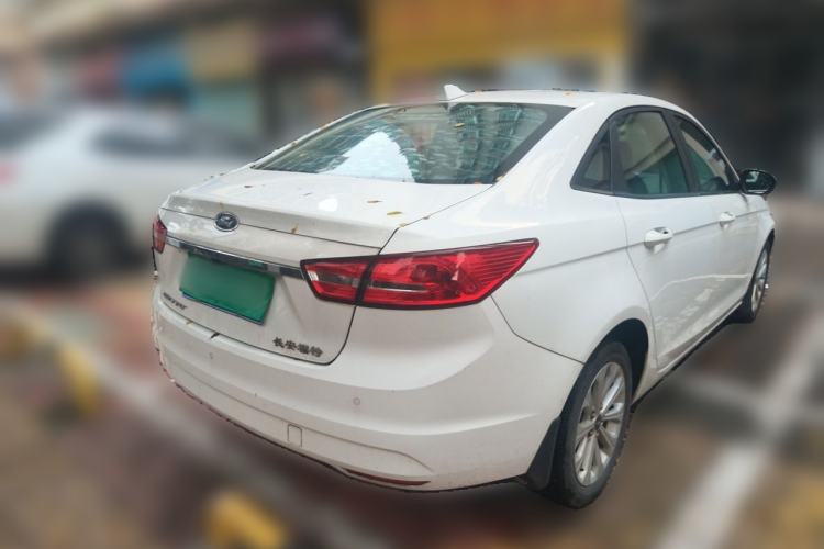 Used Ford Escort 2015 1.5L Automatic Fashion Model Rear Right 45 Deg
