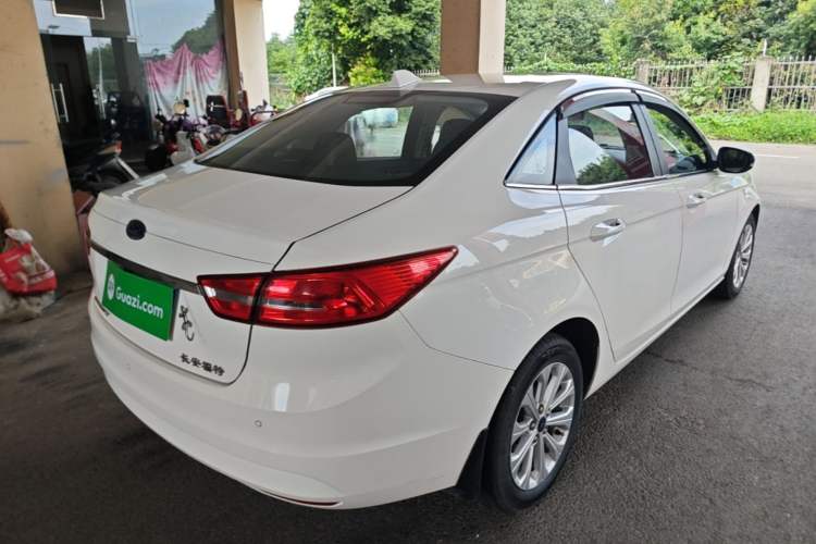 Used Ford Escort 2015 1.5L Manual Fashion Edition Rear Right 45 Deg