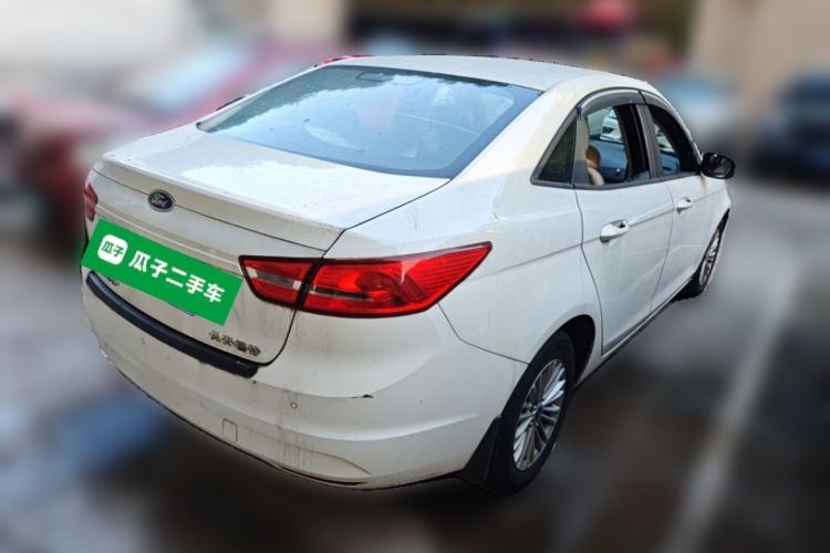 Used Ford Escort 2015 1.5L Automatic Comfort Edition Rear Right 45 Deg