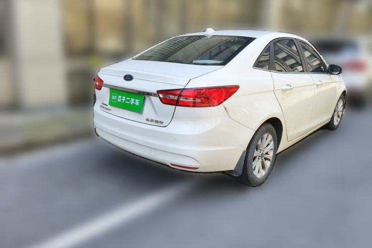 Used Ford Escort 2015 1.5L Automatic Fashion Model Rear Right 45 Deg