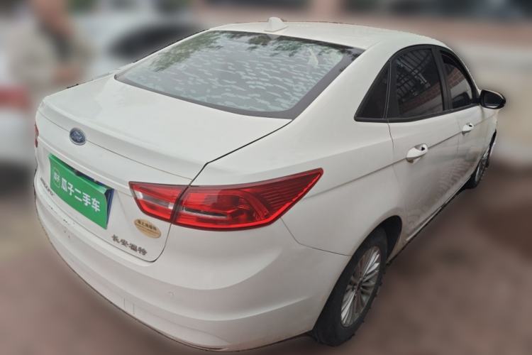 Used Ford Escort 2015 1.5L Manual Comfort Model Rear Right 45 Deg
