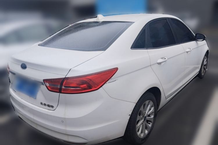 Used Ford Escort 2015 1.5L Automatic Fashion Model Rear Right 45 Deg