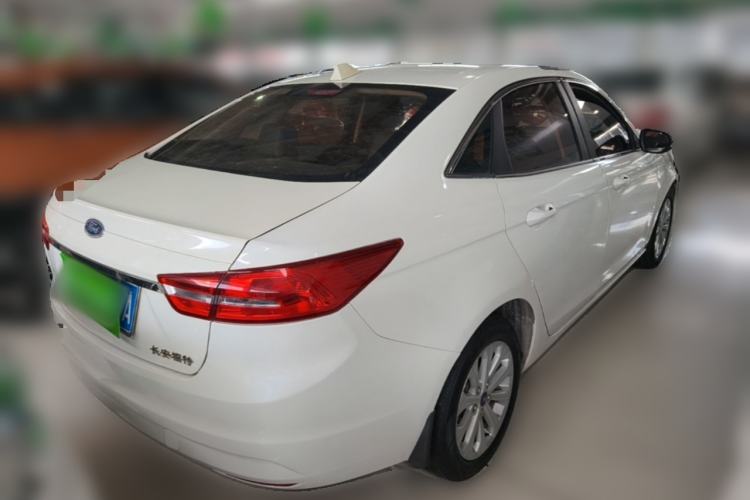 Used Ford Escort 2015 1.5L Automatic Fashion Model Rear Right 45 Deg