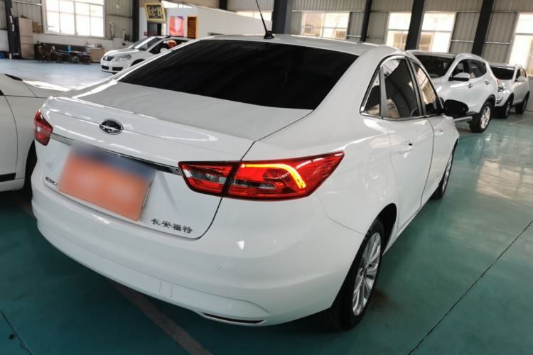 Used Ford Escort 2015 1.5L Automatic Fashion Model Rear Right 45 Deg