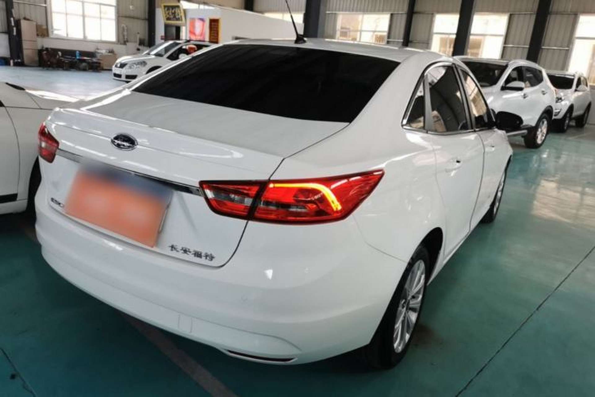 Used Ford Escort 2015 1.5L Automatic Fashion Model Rear Right 45 Deg