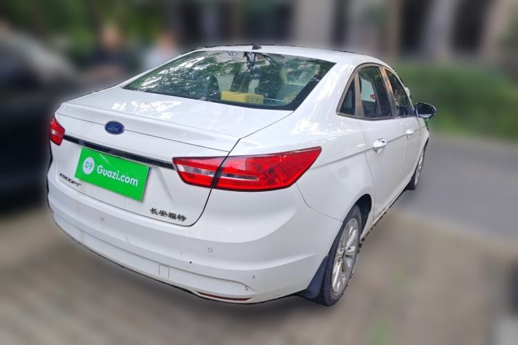 Used Ford Escort 2015 1.5L Automatic Fashion Model Rear Right 45 Deg