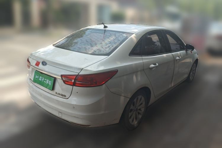 Used Ford Escort 2015 1.5L Manual Fashion Edition Rear Right 45 Deg