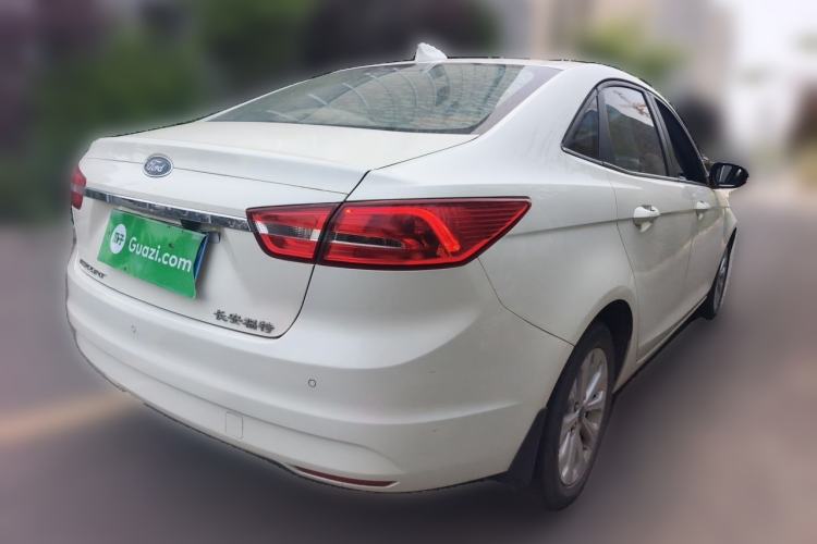 Used Ford Escort 2015 1.5L Manual Fashion Edition Rear Right 45 Deg