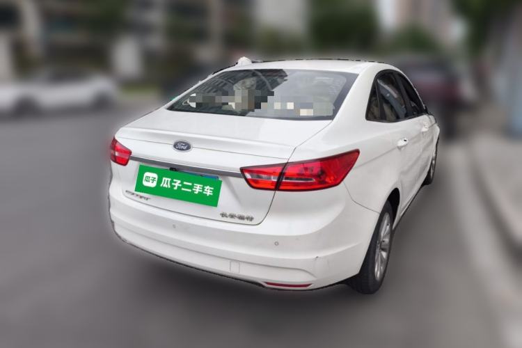Used Ford Escort 2015 1.5L Manual Fashion Edition Rear Right 45 Deg