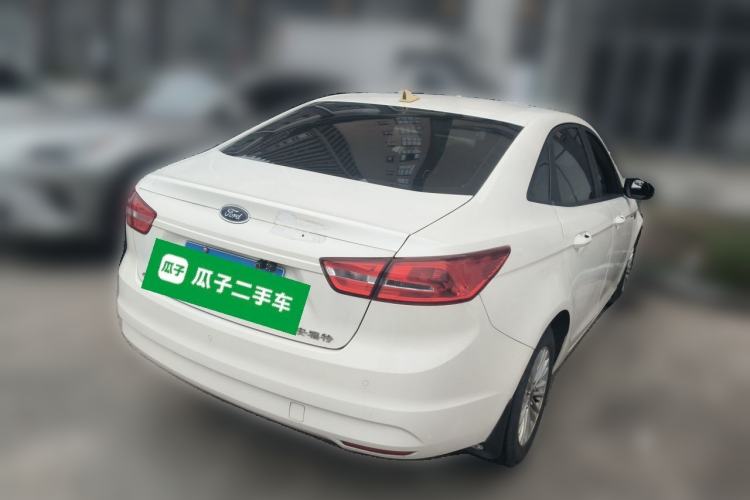 Used Ford Escort 2015 1.5L Automatic Comfort Edition Rear Right 45 Deg