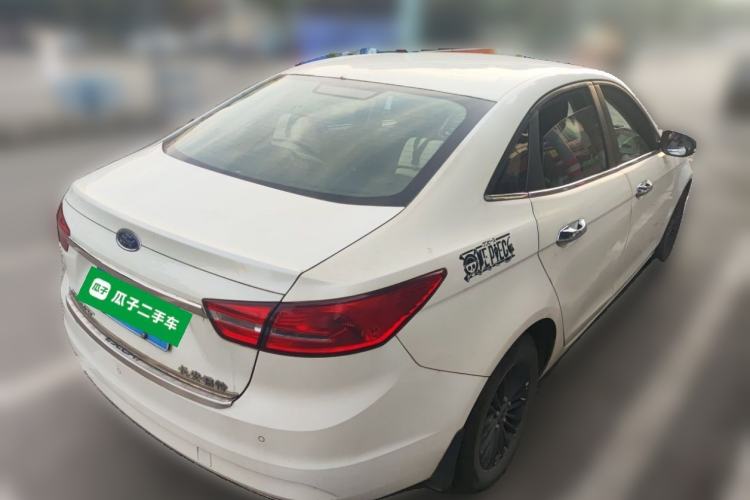 Used Ford Escort 2015 1.5L Manual Comfort Model Rear Right 45 Deg