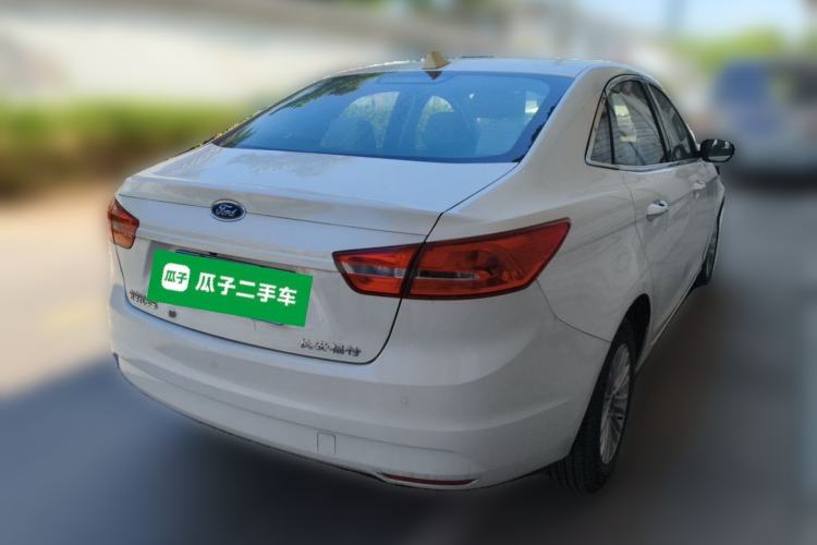 Used Ford Escort 2015 1.5L Automatic Comfort Edition Rear Right 45 Deg