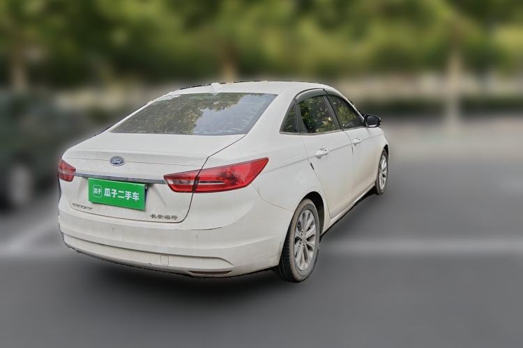 Used Ford Escort 2015 1.5L Manual Fashion Edition Rear Right 45 Deg