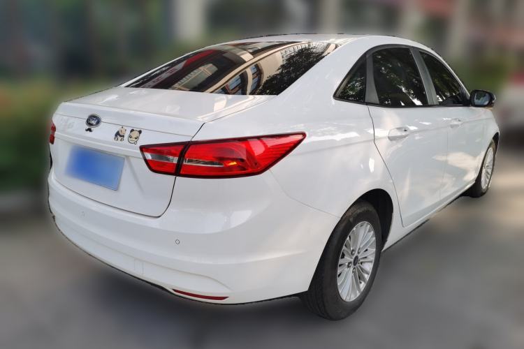 Used Ford Escort 2015 1.5L Manual Comfort Model Rear Right 45 Deg