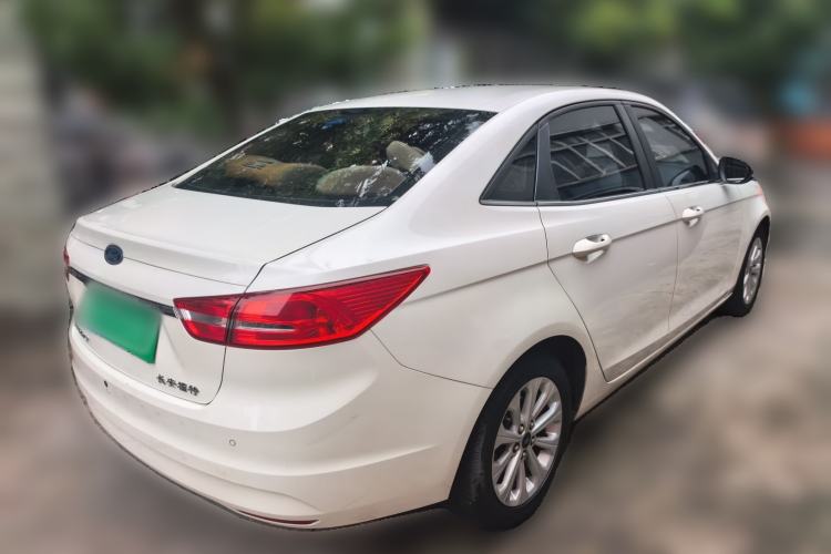 Used Ford Escort 2015 1.5L Automatic Fashion Model Rear Right 45 Deg