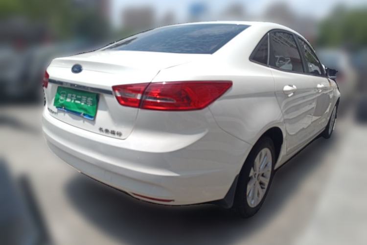 Used Ford Escort 2015 1.5L Automatic Fashion Model Rear Right 45 Deg