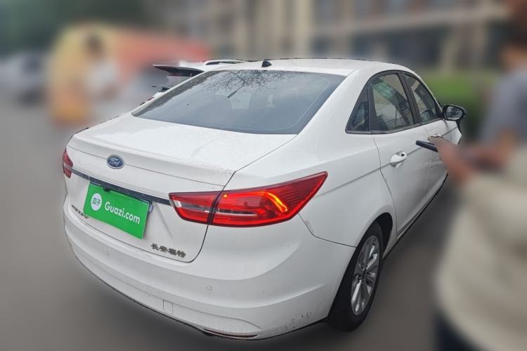 Used Ford Escort 2015 1.5L Manual Fashion Edition Rear Right 45 Deg